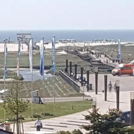 Haus-residenz-whg-21 דירה